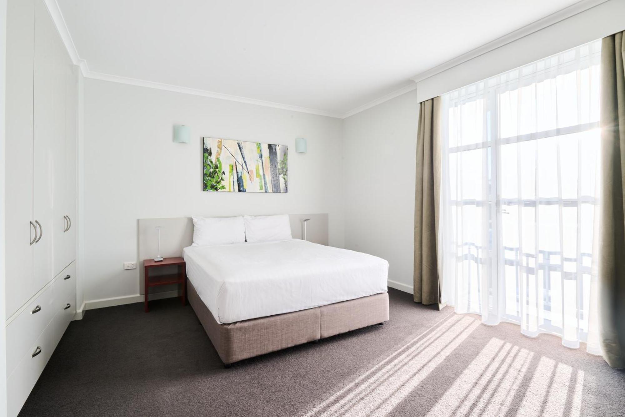 Abode Narrabundah Hotel Canberra Exterior foto